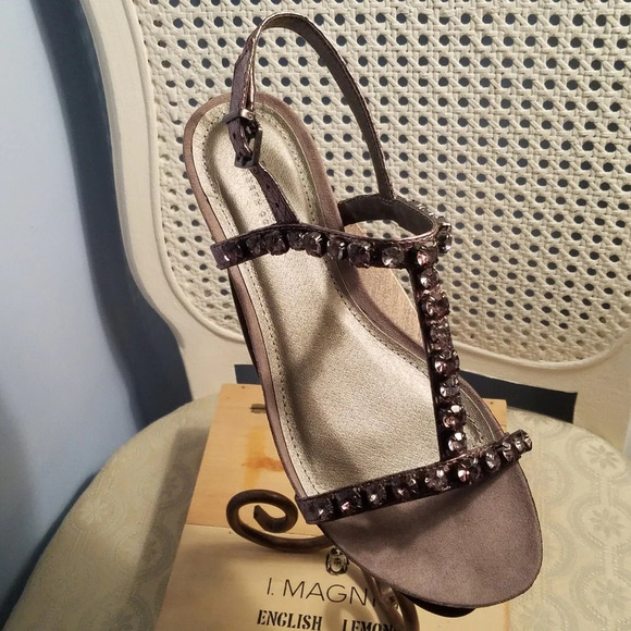 Spring Kenneth Cole Reaction Sandals / Pewter / 7.5 - Picture 6 of 9